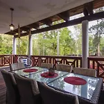 3 Bedroom Awesome In *