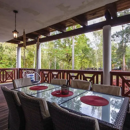 3 Bedroom Awesome In *